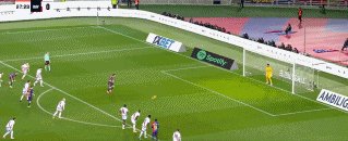 【西甲】莱万点射，巴萨1比0巴列卡诺登顶积分榜