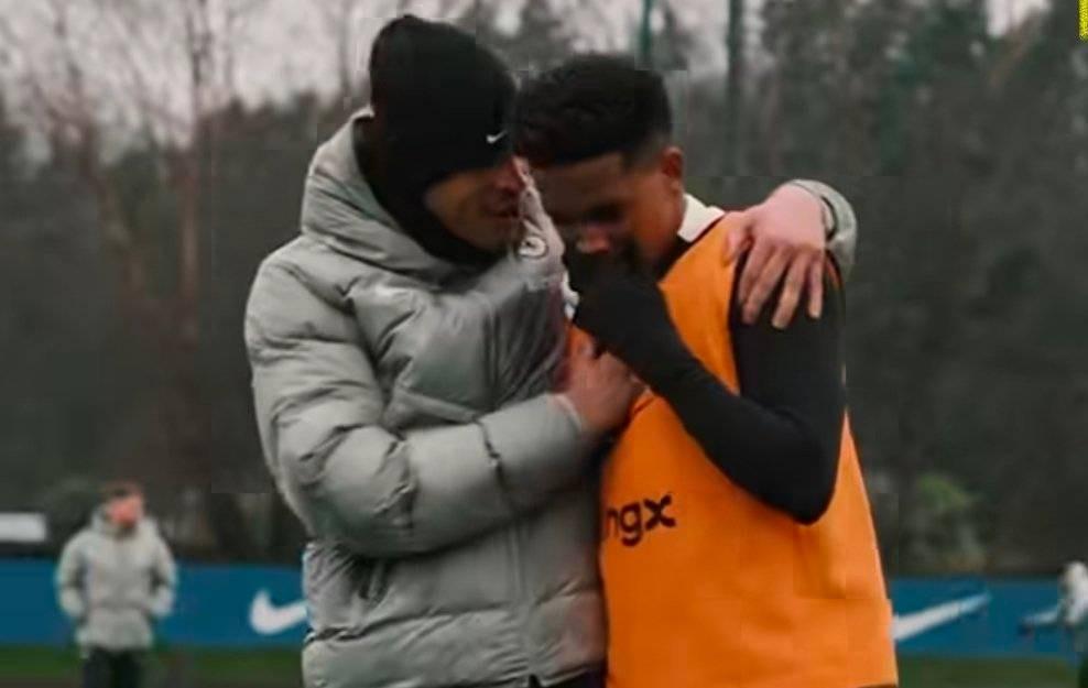 邮报长文揭秘罗塞尼尔：会组织乐高比赛，喜欢与球员交心