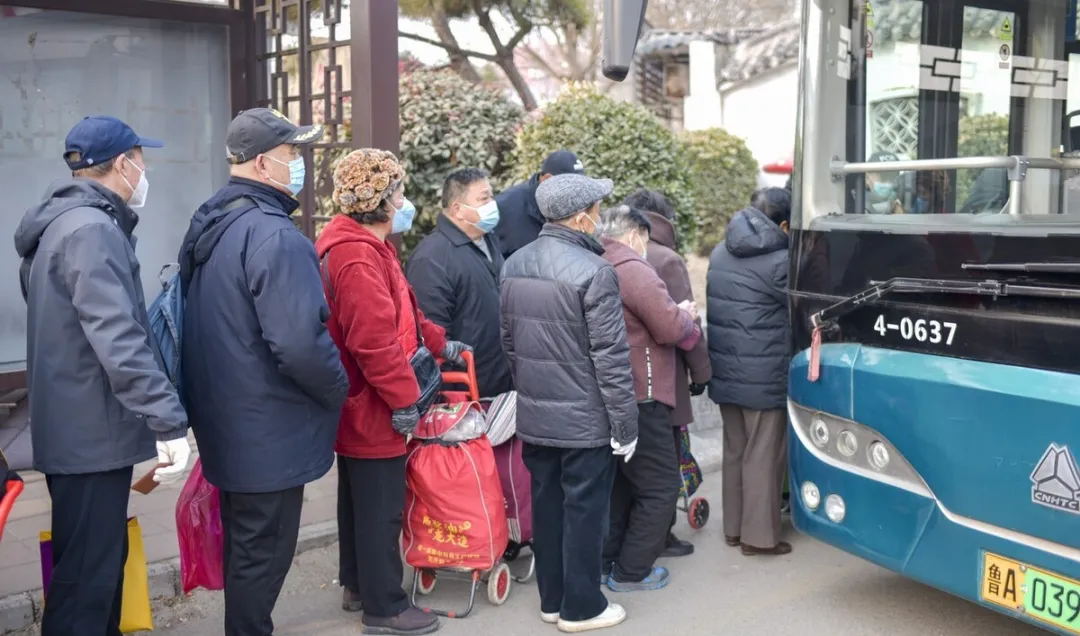 半岛体育官网-2026养老金“22连涨”稳了！工龄满40年，挂钩调整更吃香吗？